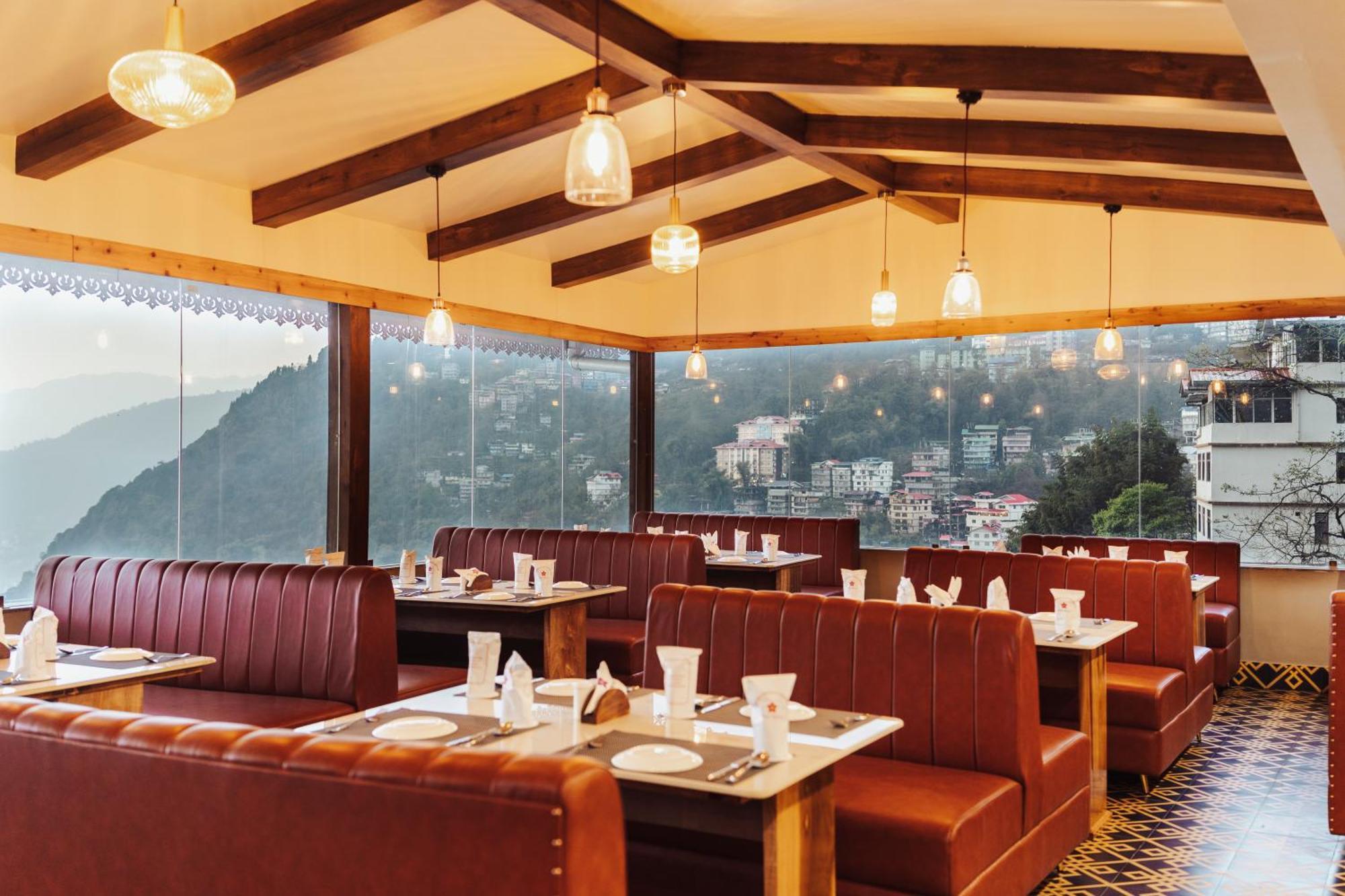Hotel Etho Metho Gangtok Extérieur photo